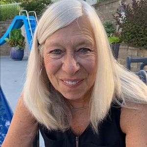 Meet your Posher, Pam